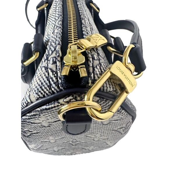 BRAND NEW Louis Vuitton Speedy Bandouliere 20 - Monoglam Blue - Picture 9 of 10